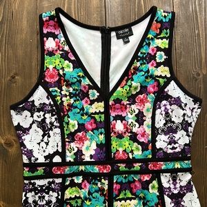 NWOT Nicole Miller Floral Sheath Dress